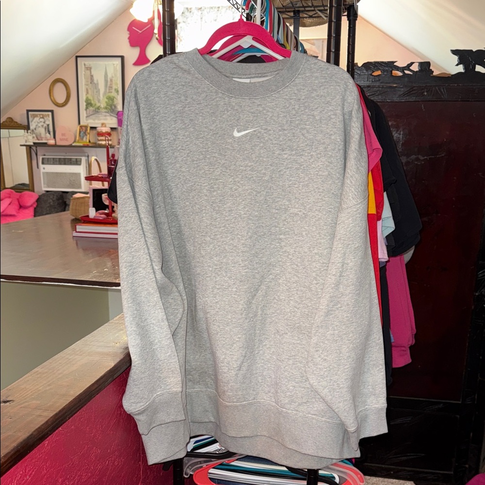 Nike oversized sweatshirt